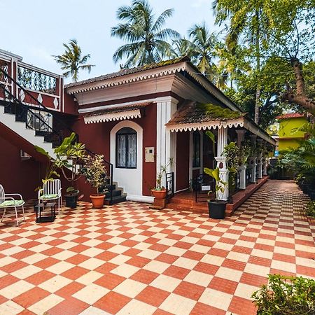 The First House By V3Homestay 4Bhk Private Pool กาลังกูติ ภายนอก รูปภาพ