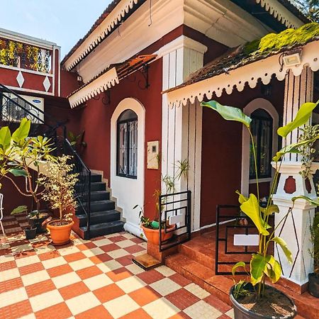 The First House By V3Homestay 4Bhk Private Pool กาลังกูติ ภายนอก รูปภาพ