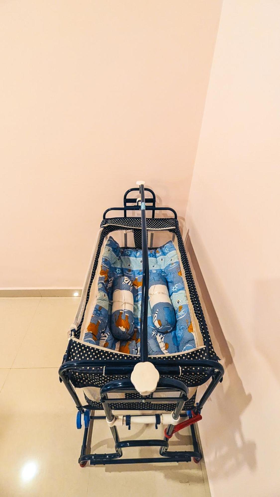 The First House By V3Homestay 4Bhk Private Pool กาลังกูติ ภายนอก รูปภาพ