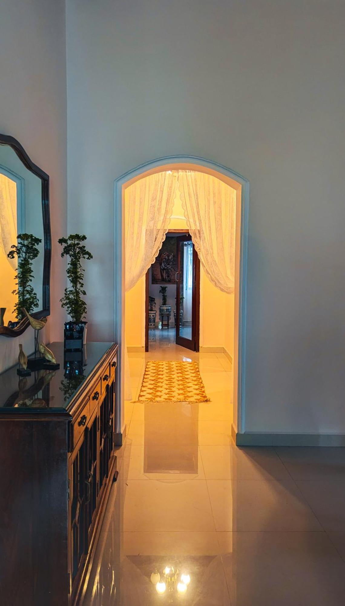The First House By V3Homestay 4Bhk Private Pool กาลังกูติ ภายนอก รูปภาพ