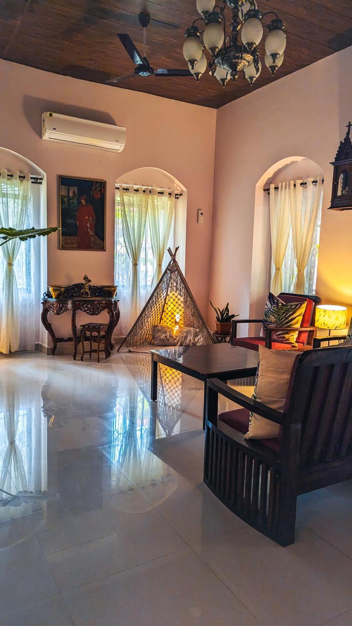 The First House By V3Homestay 4Bhk Private Pool กาลังกูติ ภายนอก รูปภาพ